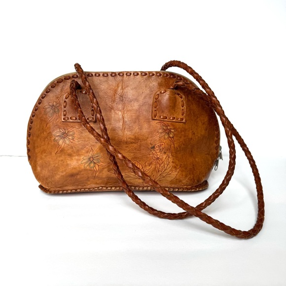 Vintage from de 2000’s Brown Raw Leather Floral Hand—Painted Shoulder Bag. - Picture 5 of 11
